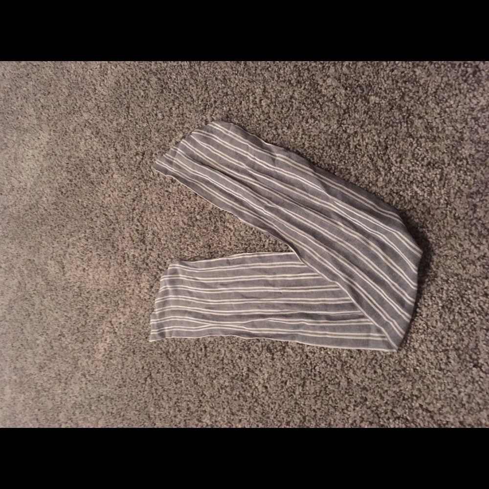 Neck scarf never worn
